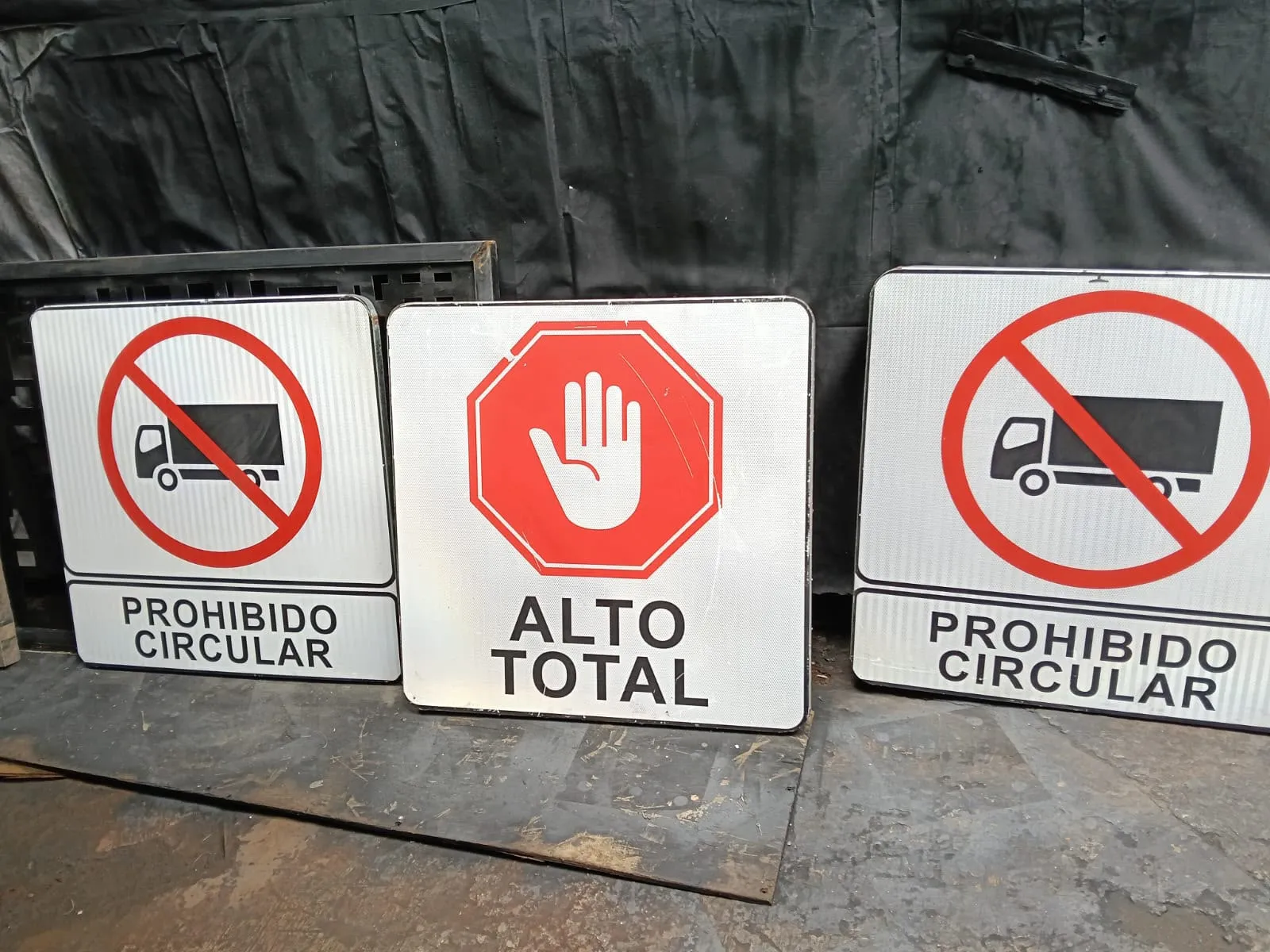 Trabajo de fabricación metálica de Licartlax, foto 8 de 33