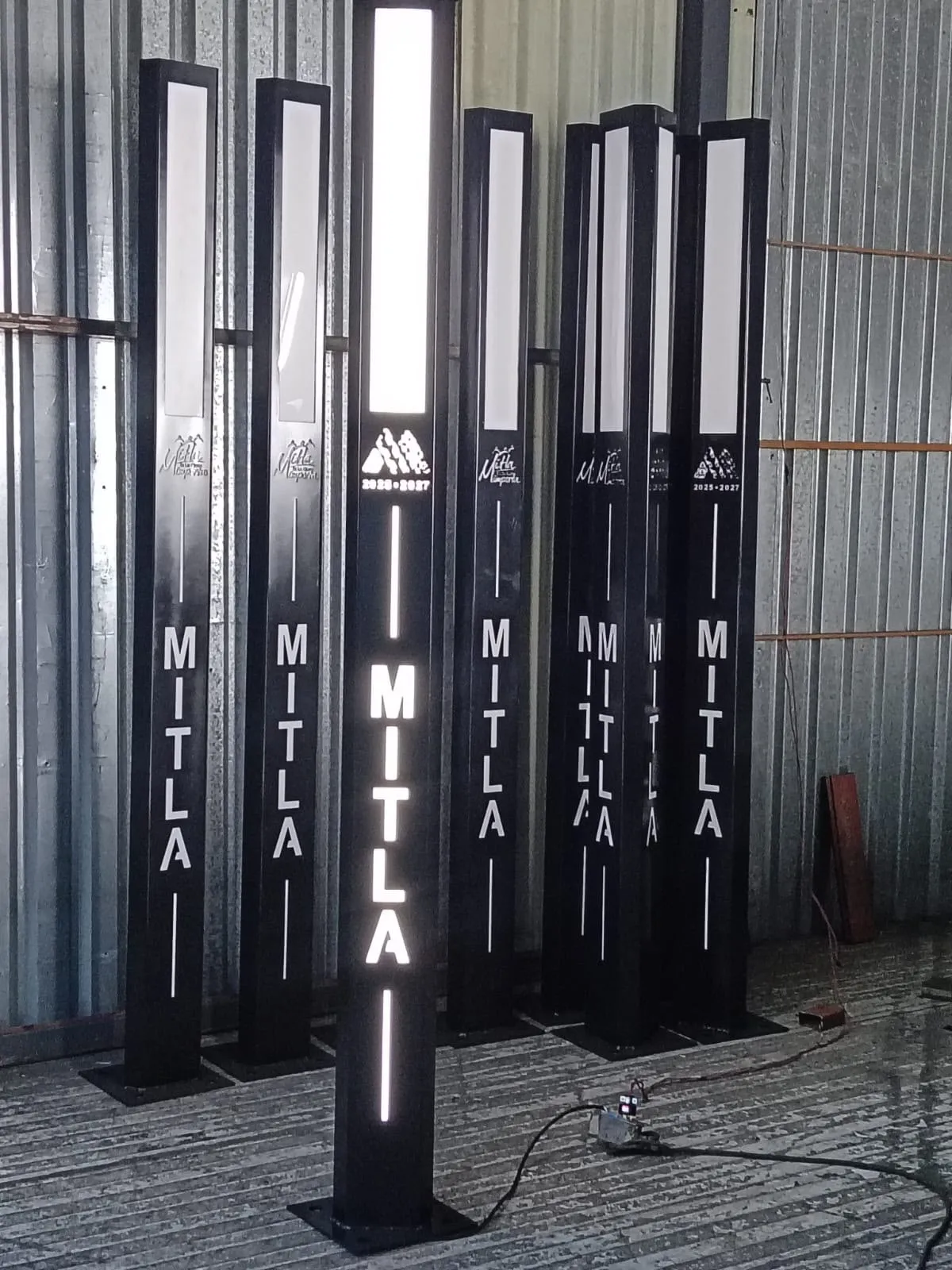 Trabajo de fabricación metálica de Licartlax, foto 22 de 33