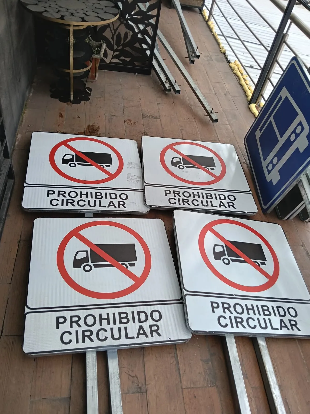 Trabajo de fabricación metálica de Licartlax, foto 24 de 33