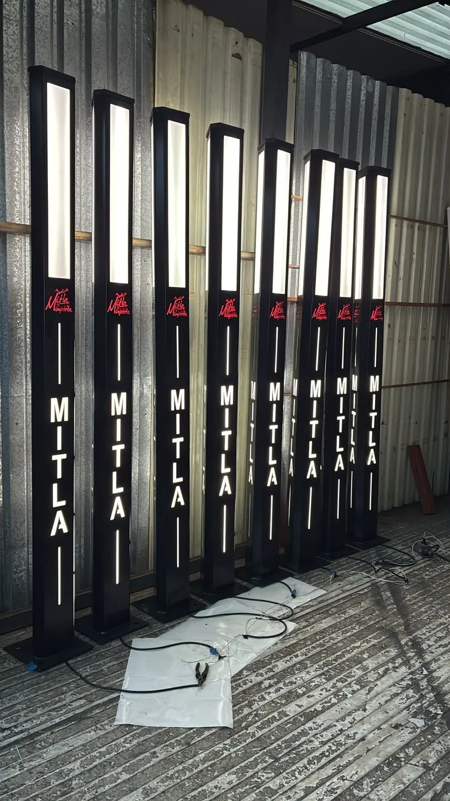 Trabajo de fabricación metálica de Licartlax, foto 26 de 33